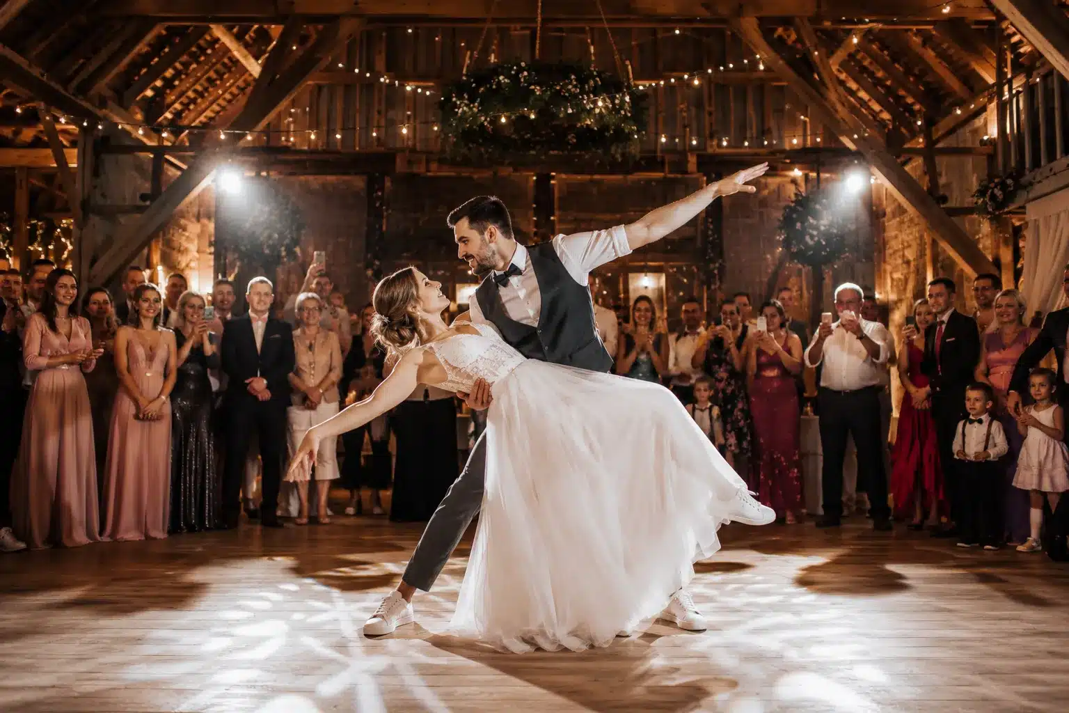 Eröffnungstanz Hochzeit: Tipps für Songauswahl & Übergang, Abbildung 2